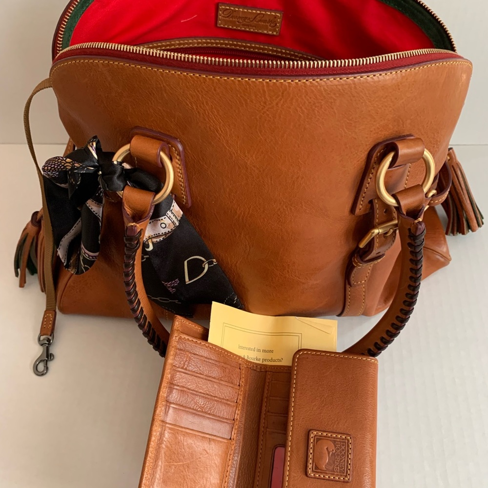 Dooney and Bourke domed leather buckle satchel
